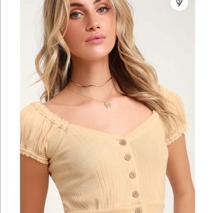 Brighter Days Beige Button-Front crop top 🌻